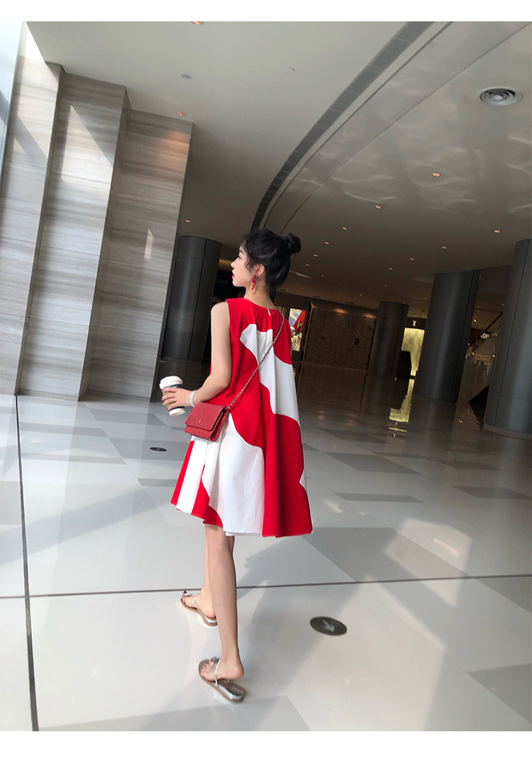 夏季新款拼接设计感圆领可爱无袖很仙的连衣裙红色韩版小清新-6.jpg
