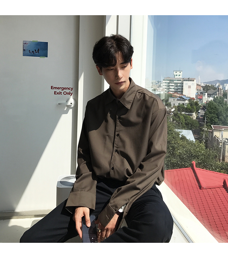 自制韩国早秋新品深咖啡色纯色宽松版长袖衬衫 男-1.jpg