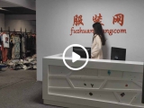 秋冬季来临，服装旺季开始，金九银十，活动买一送二