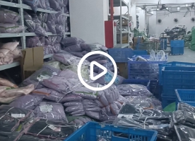 9.9元件货源充足，质量很好都卖50元以上到几百元的，合作者保证稳赚不赔钱