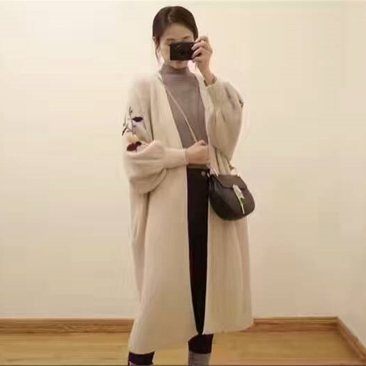 潮流新款女装混批7.9元件买300赠送300,赚到天上掉钱,颜色:白色,黑色,蓝色,灰色,红色,紫色,黄色,尺码:XS~5XL,免费代理转发朋友圈即可-6.jpg