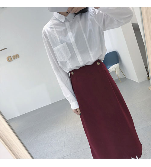春天穿不腻的细节控基础翻领黑白衬衫上衣女-19.jpg