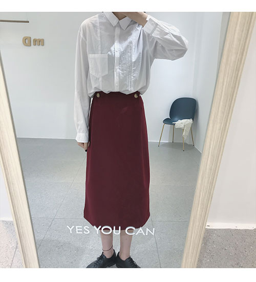 春天穿不腻的细节控基础翻领黑白衬衫上衣女-20.jpg