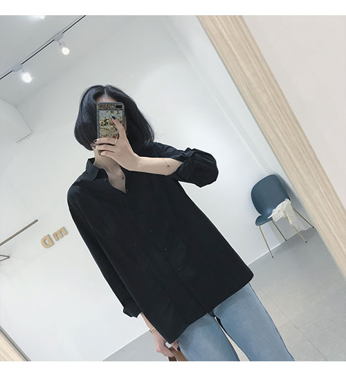 春天穿不腻的细节控基础翻领黑白衬衫上衣女-44.jpg