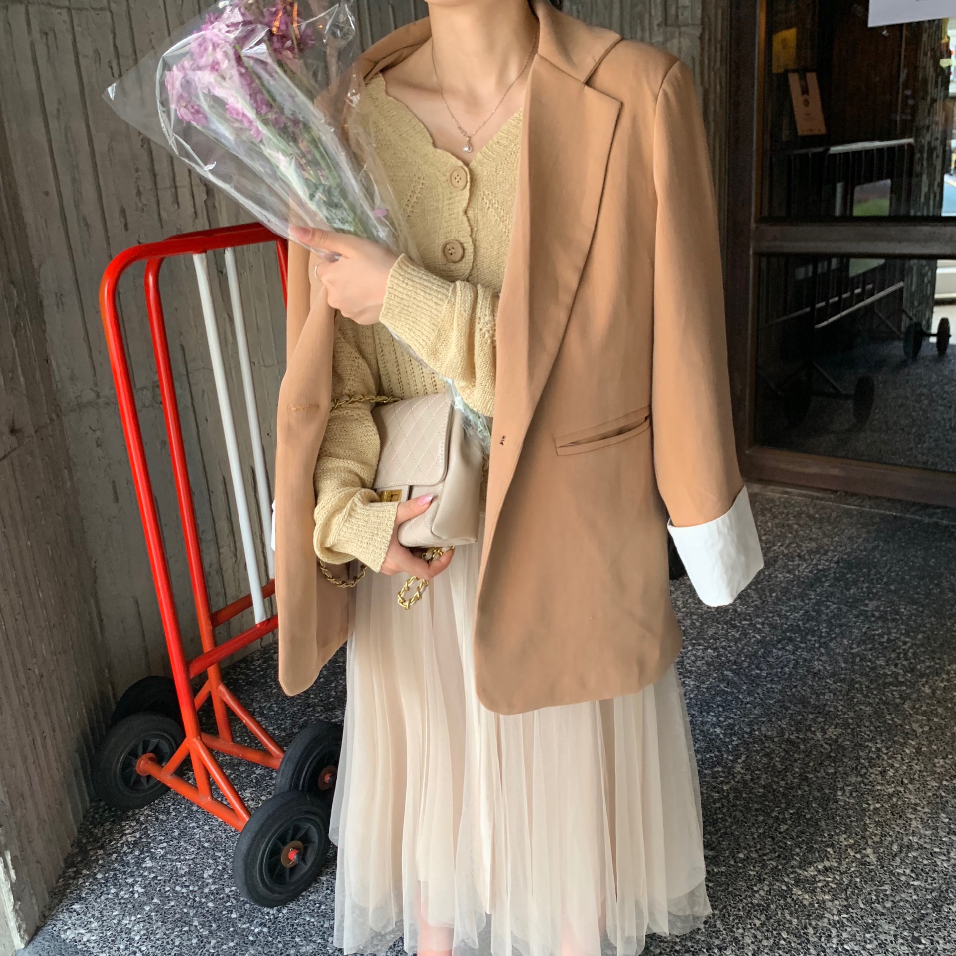 三色v领显瘦单排扣针织开衫春季新款小宽松百搭上衣-26.jpg
