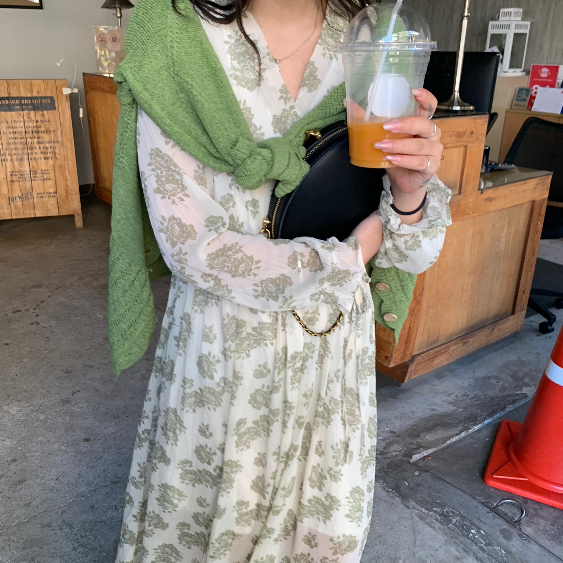 温油花色宽松系带v领连衣裙2春装新款少女感碎花长裙-3.jpg