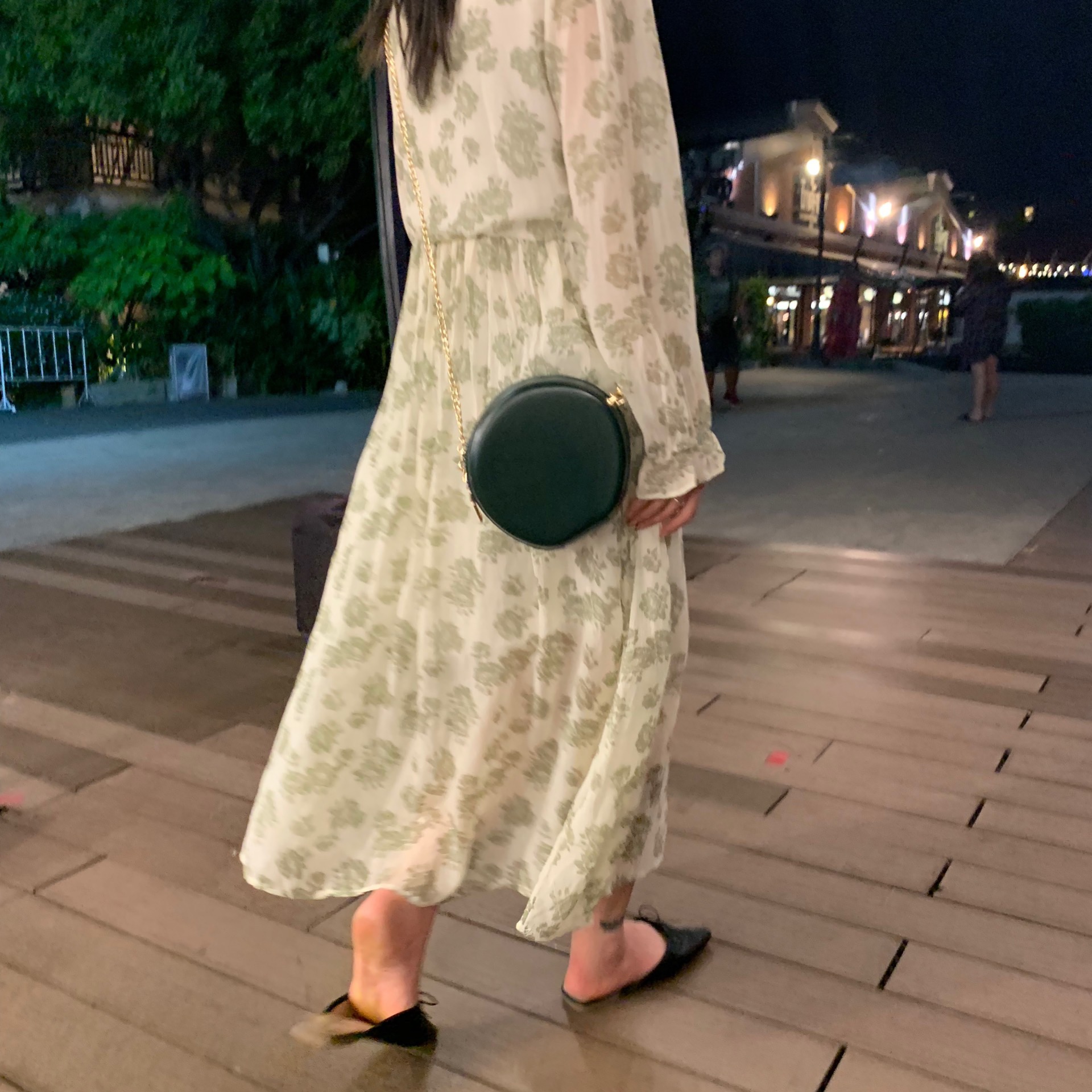 温油花色宽松系带v领连衣裙2春装新款少女感碎花长裙-4.jpg