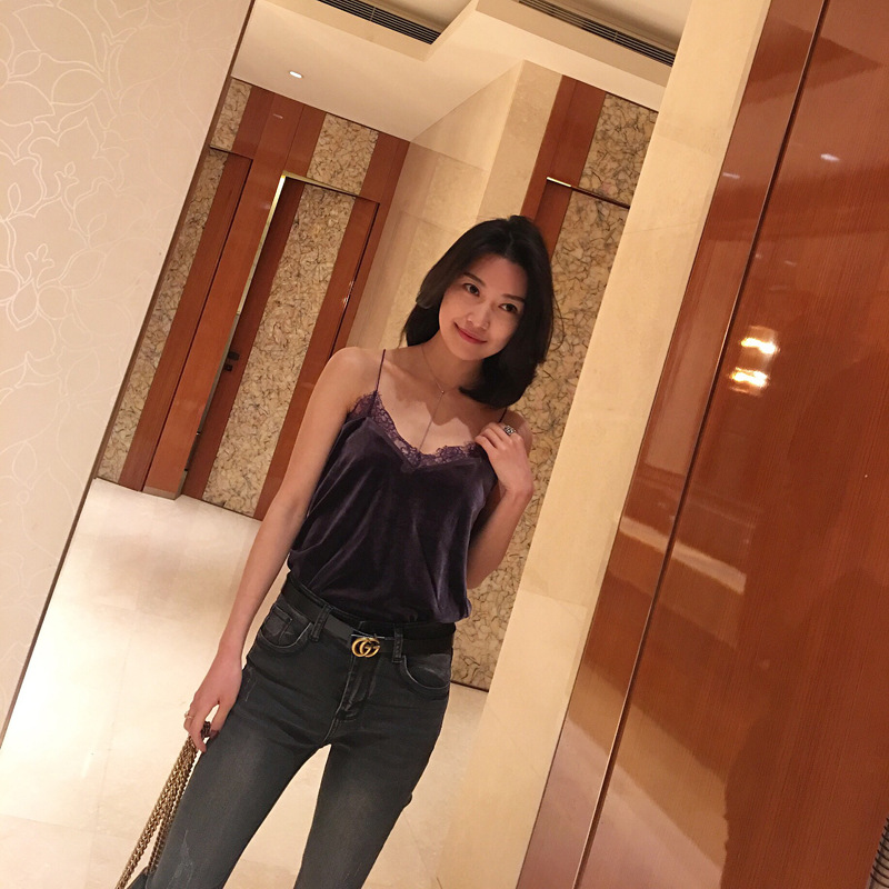 妩媚小女人春夏超美睫毛蕾丝拼丝绒V领百搭性感小吊带背心-33.jpg